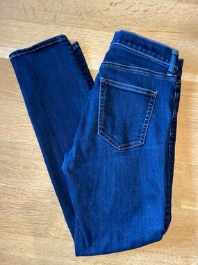 GAP Resolution Slim Straight Denim Jeans Dark Rinse Contrast Yellow Stitching